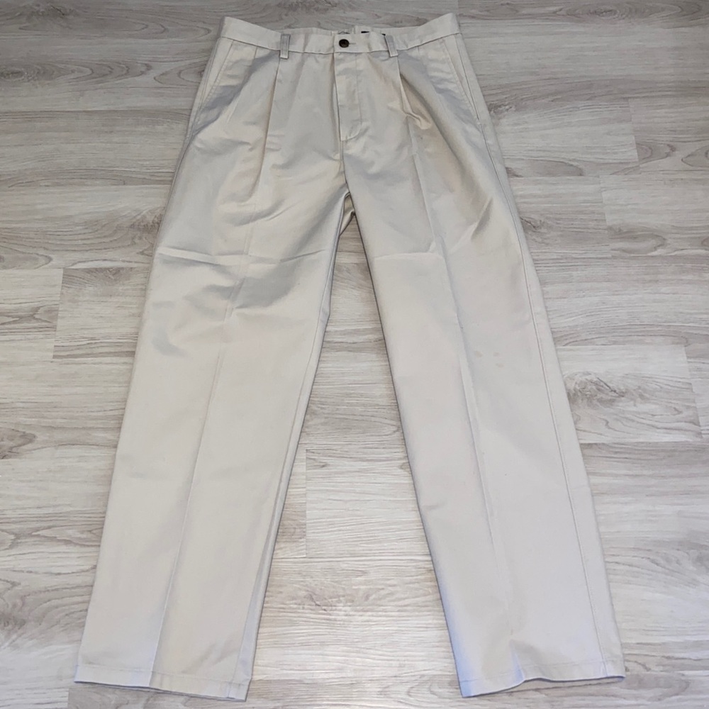 ✨HP✨St. John’s Bay Classic Fit Dress Pants